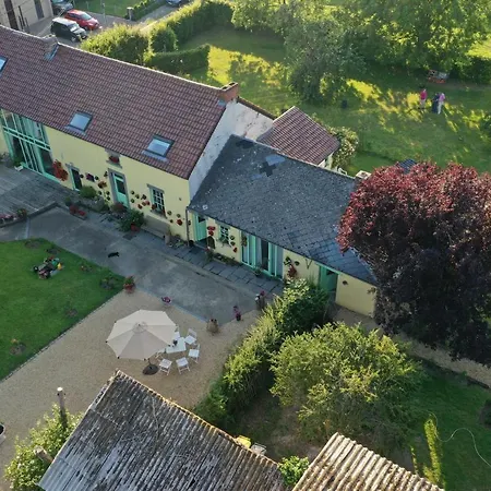 Montigny House Privatunterkunft *