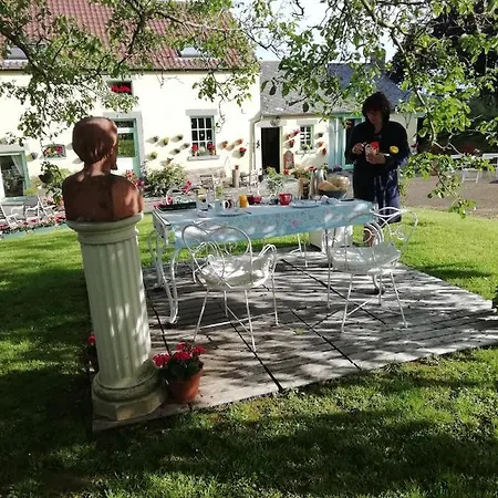 Montigny House *