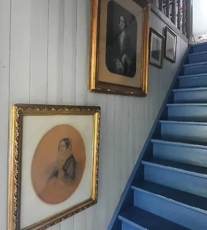 Δωμάτια σε οικογενειακή κατοικία Montigny House