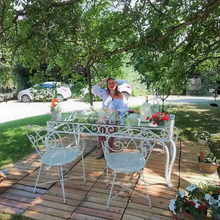 Δωμάτια σε οικογενειακή κατοικία Montigny House